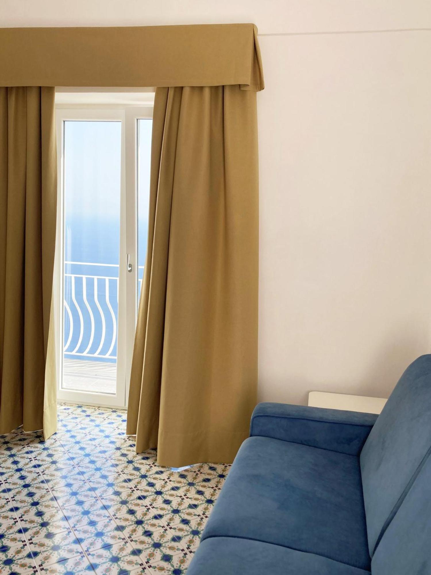 Le More Di Praiano Esterno foto