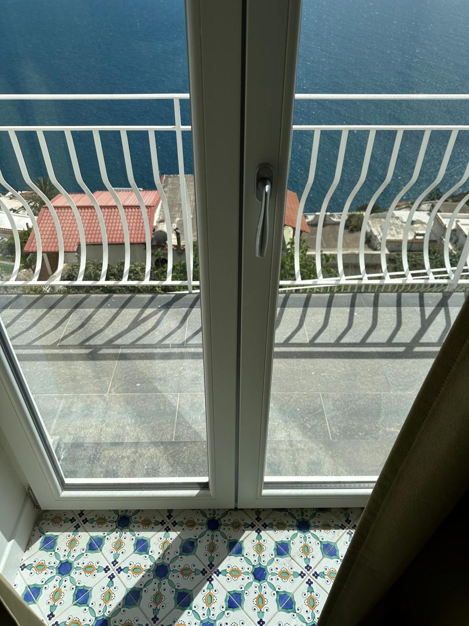 Le More Di Praiano Esterno foto
